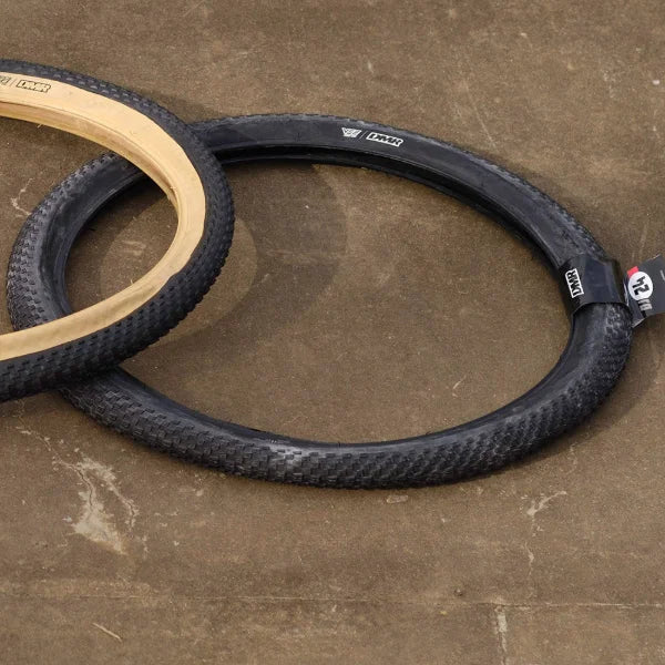 DMR DJ24 Dirt Jump and Street Wired Tyre in Black 24 x 2.1 - Image 3