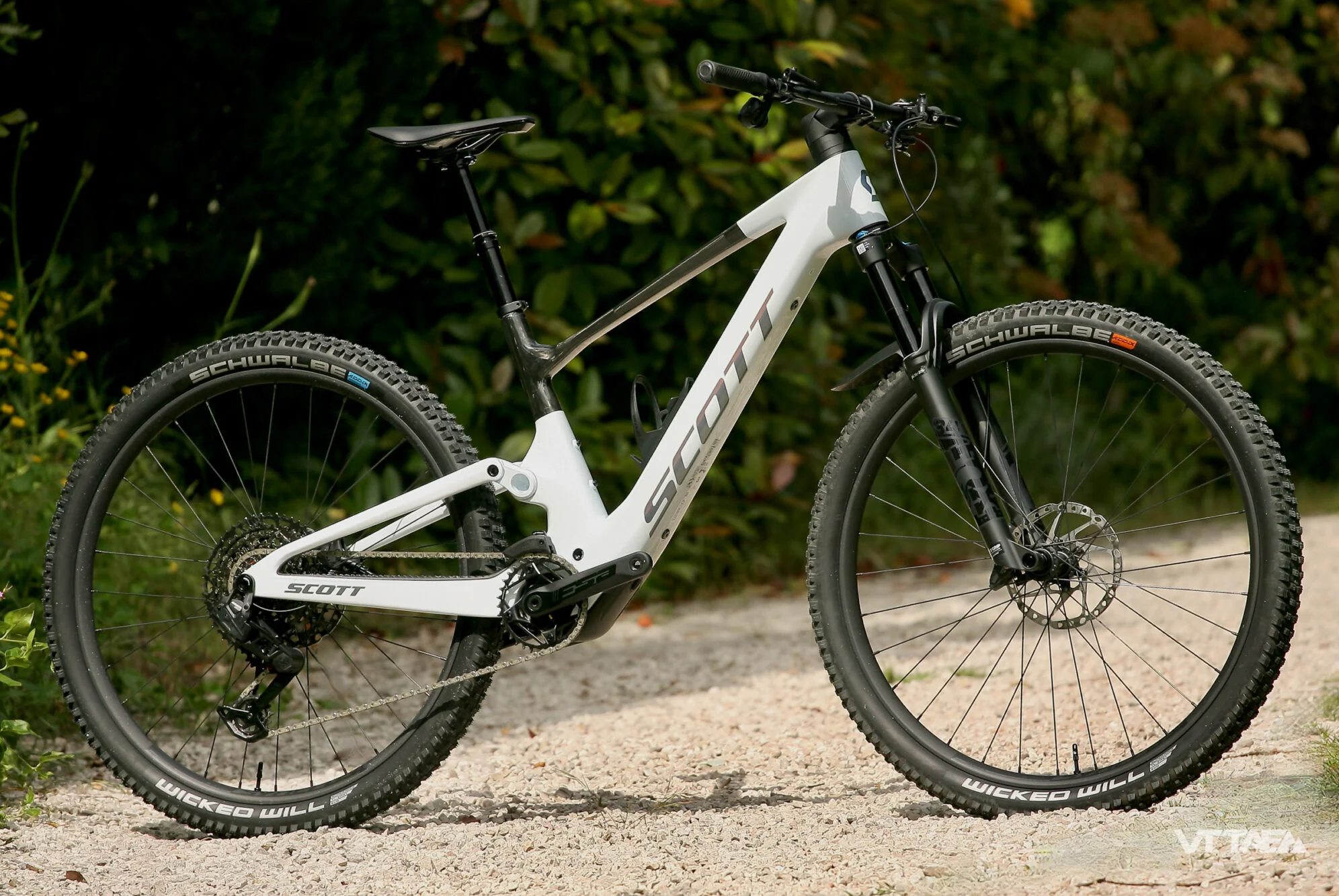 SALE Scott Lumen 905 Electric Full Suspension Mountain Bike In Cumulus White Carbon Black - Image 3