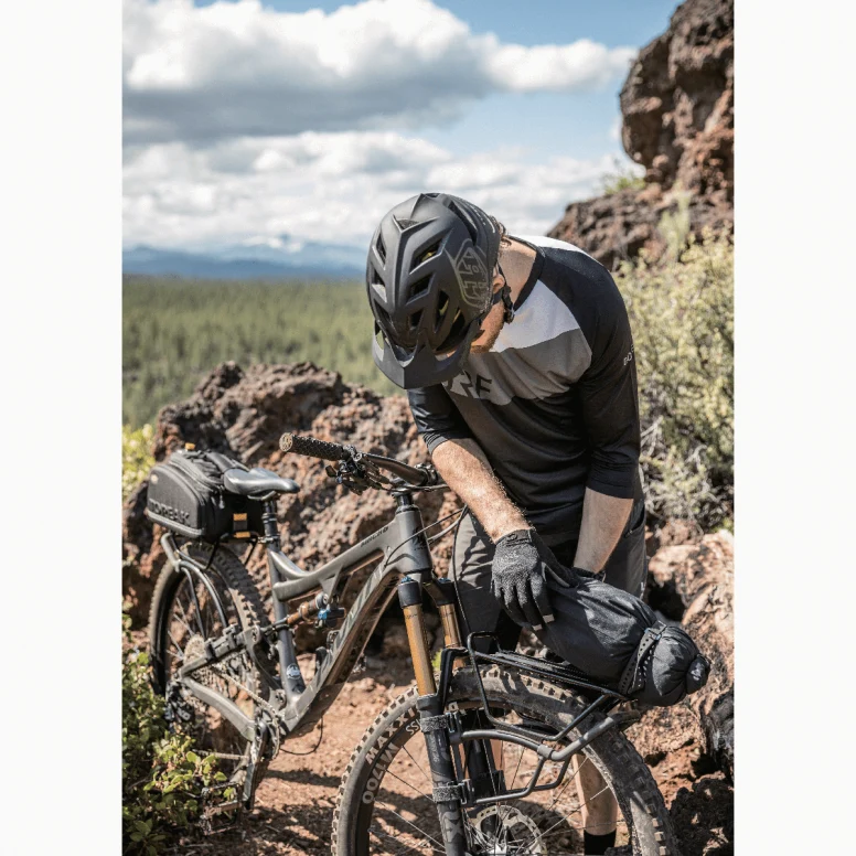 Topeak Tetrarack M1 For MTB Forks or Seatstay Bicycle Rack - Image 2